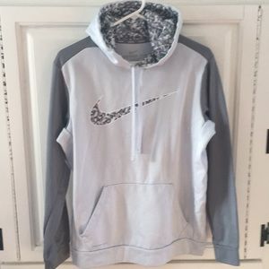 Nike Hoodie Medium